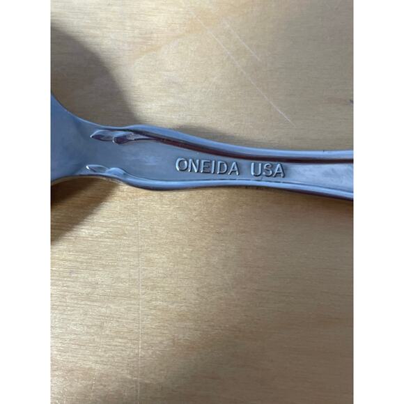 Oneida Cantata Community Stainless Steel Tablespoon Soup Spoon 6.75" Lot of 4 - Picture 3 of 5